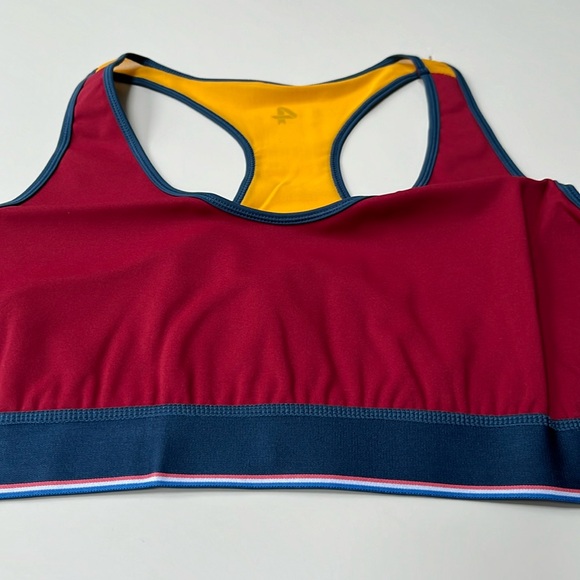 FOURLAPS Other - Circuit Sports Bra. NWT